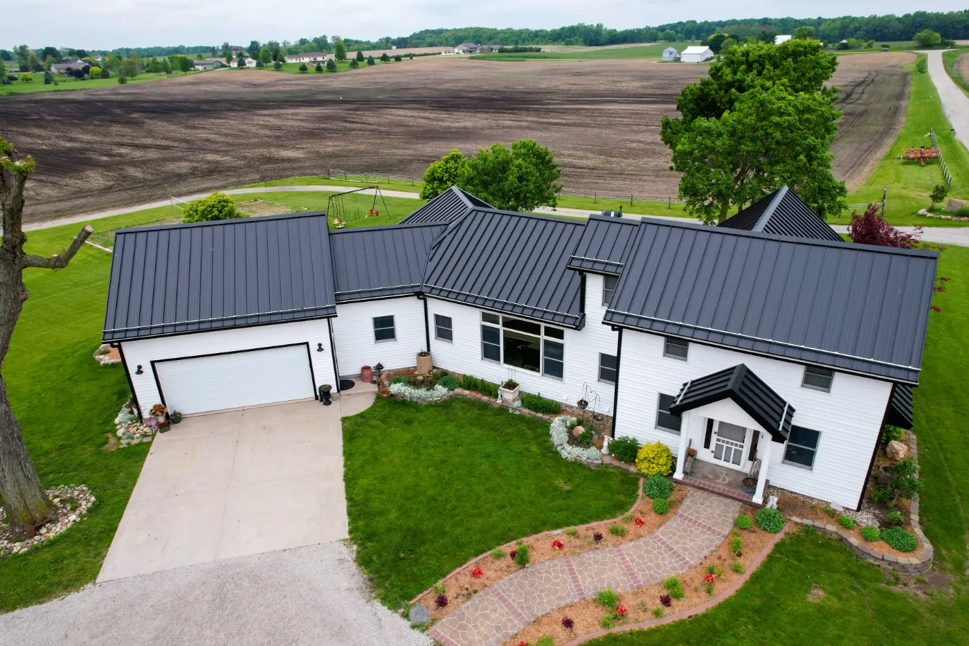 Manufacturer-certified roof installation in Brookside